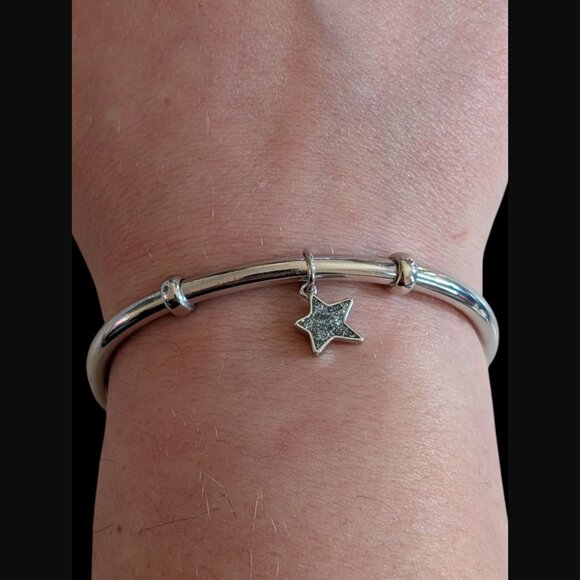 Coach Open Bangle Silver Tone Star Charm Bracelet - Picture 1 of 8